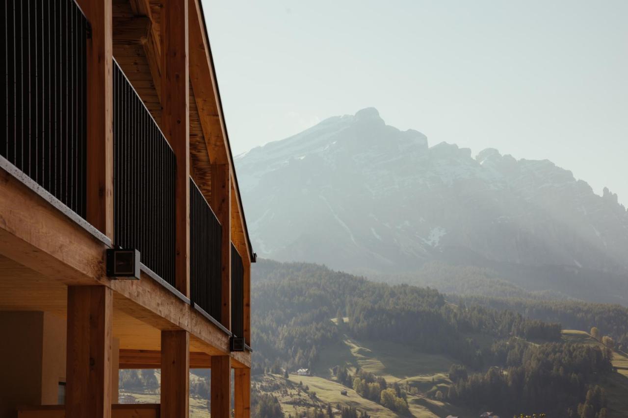 Hotel Lech Da Sompunt باديا المظهر الخارجي الصورة